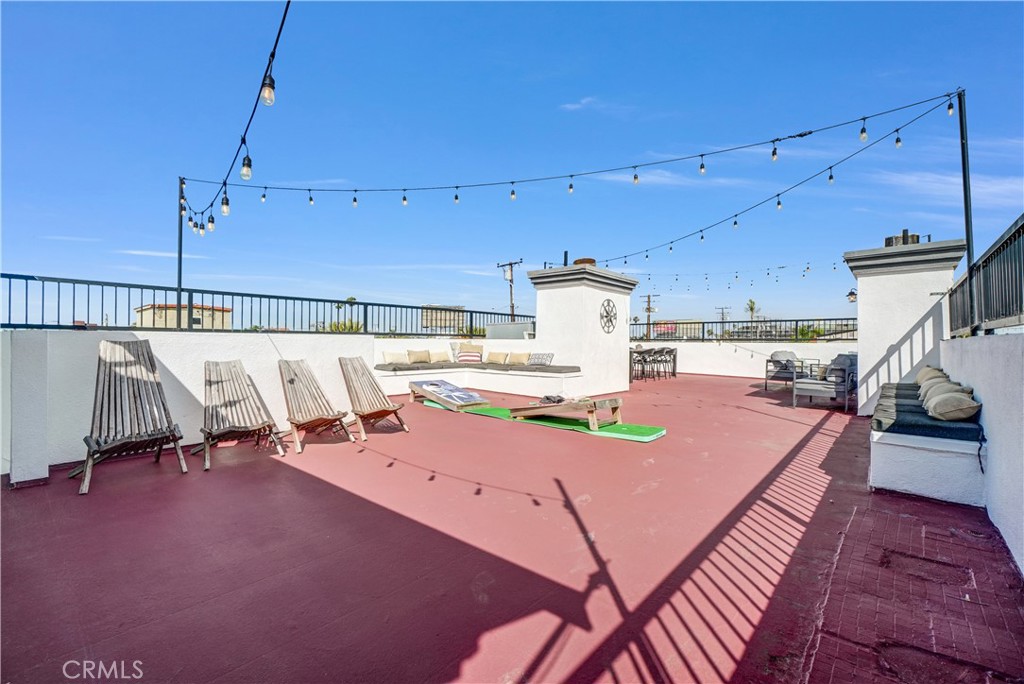 Long Beach, California, 90803, United States, 3 Bedrooms Bedrooms, ,3 BathroomsBathrooms,Residential,Active,2041541