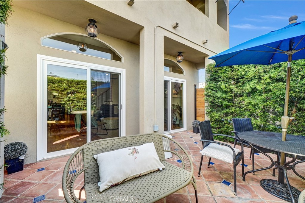 Long Beach, California, 90803, United States, 3 Bedrooms Bedrooms, ,3 BathroomsBathrooms,Residential,Active,2041541