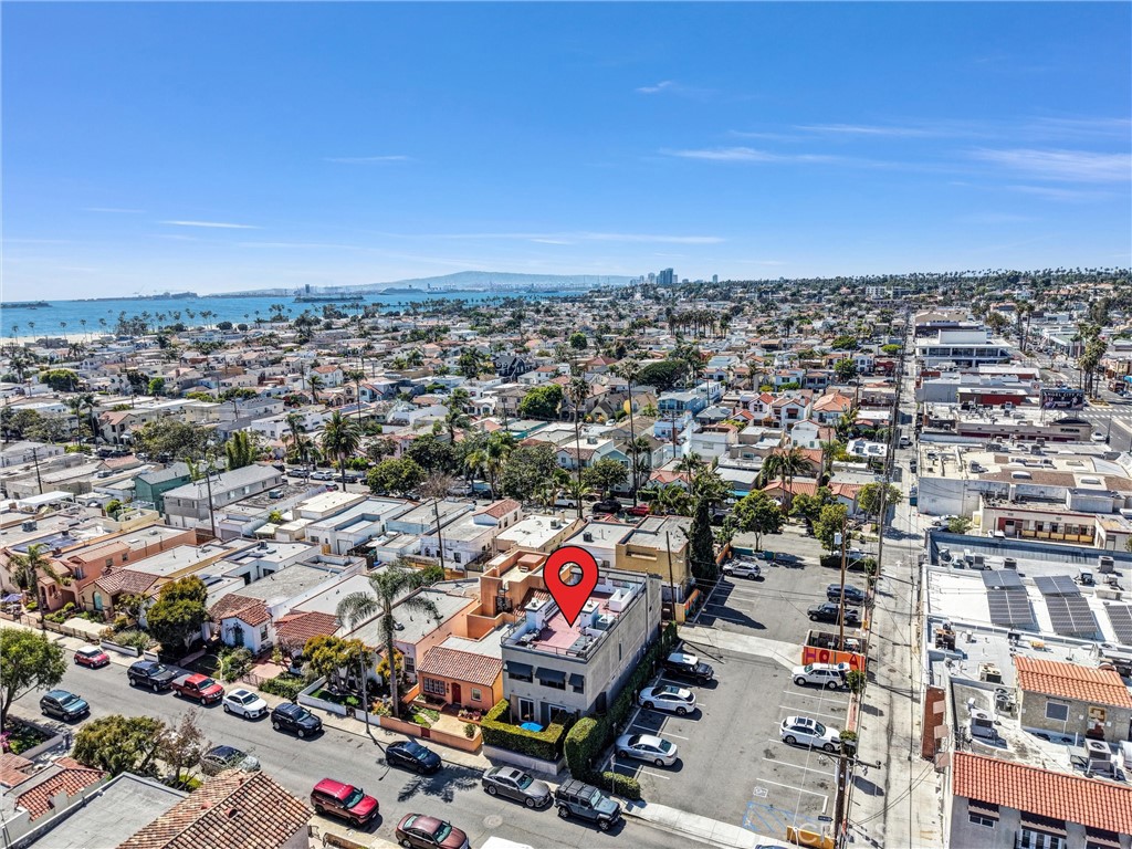 Long Beach, California, 90803, United States, 3 Bedrooms Bedrooms, ,3 BathroomsBathrooms,Residential,Active,2041541