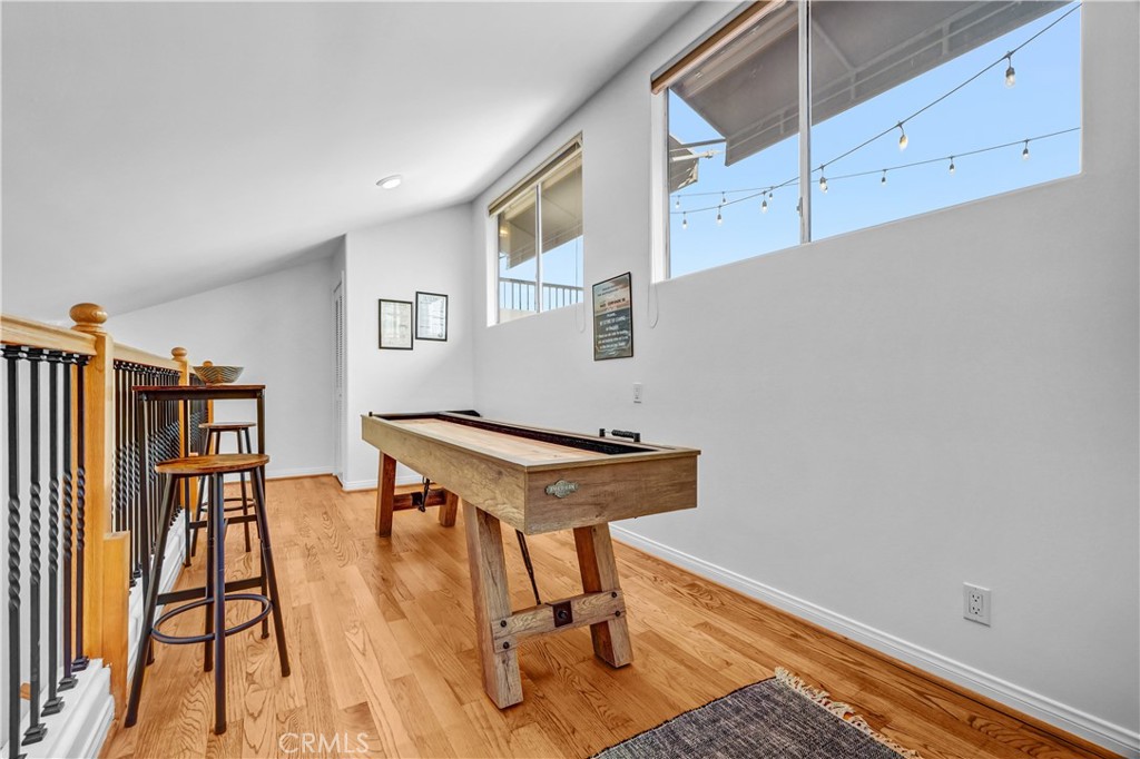 Long Beach, California, 90803, United States, 3 Bedrooms Bedrooms, ,3 BathroomsBathrooms,Residential,Active,2041541