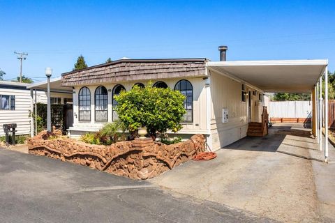 Photo of 789 Green Valley Road, Watsonville, CA 95076 (MLS # ML82043750)