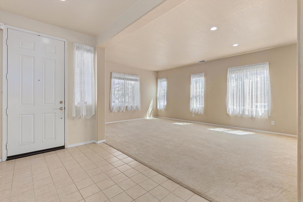 2834 Burgundy Lace Lane