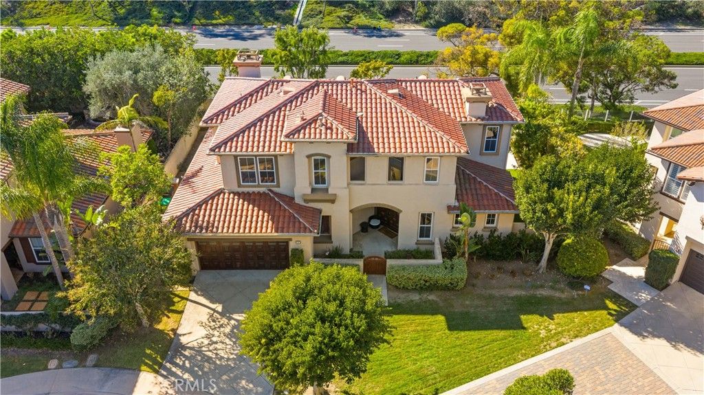 Photo of 6 Tidal Surf, Newport Coast, CA 92657 (MLS # OC26033187)