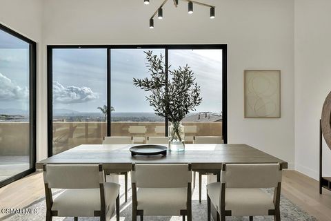 Tiny photo for 679 Adirondack Avenue, Ventura, CA 93003 (MLS # 226000354)