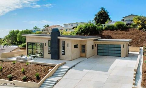 679 Adirondack Avenue Ventura CA 93003