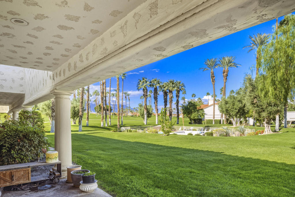 Desert Falls C.C. - Residential Lease