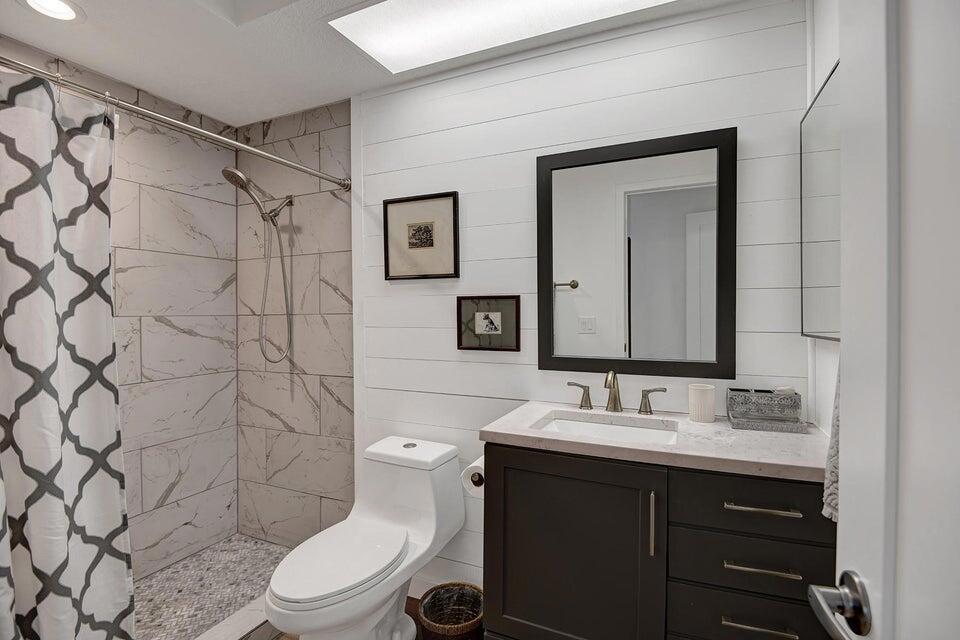 Desert Falls C.C. - Residential Lease