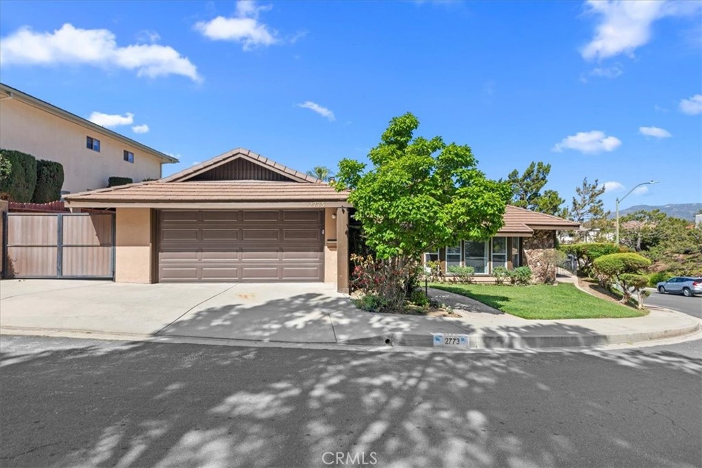 2773 Valle Vista