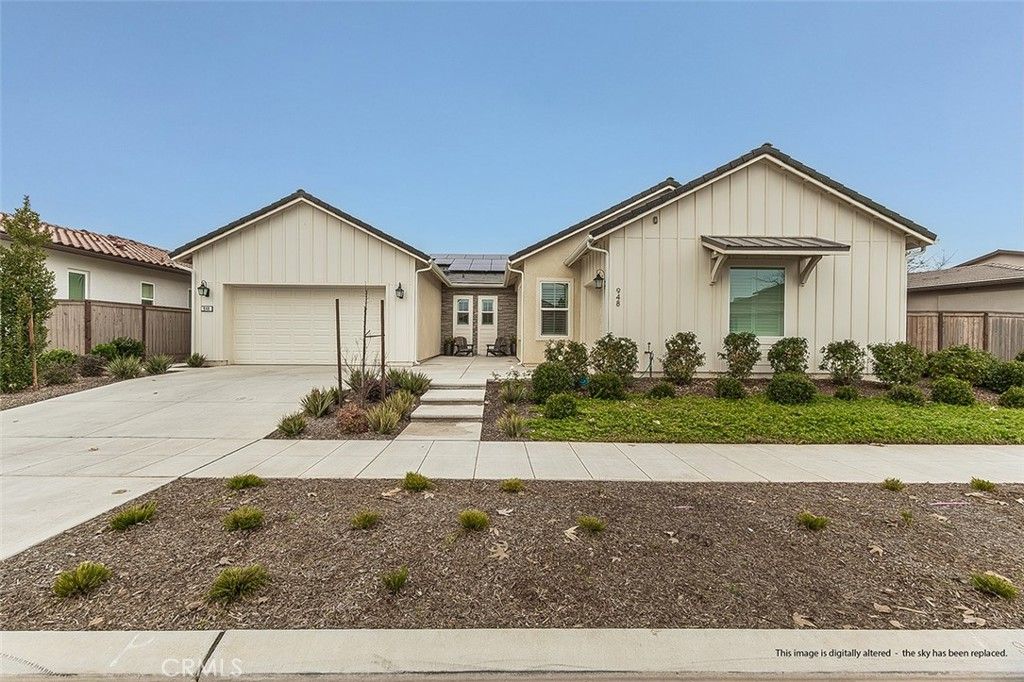 Photo of 948 Beaver Pond, Madera, CA 93636 (MLS # FR26030943)