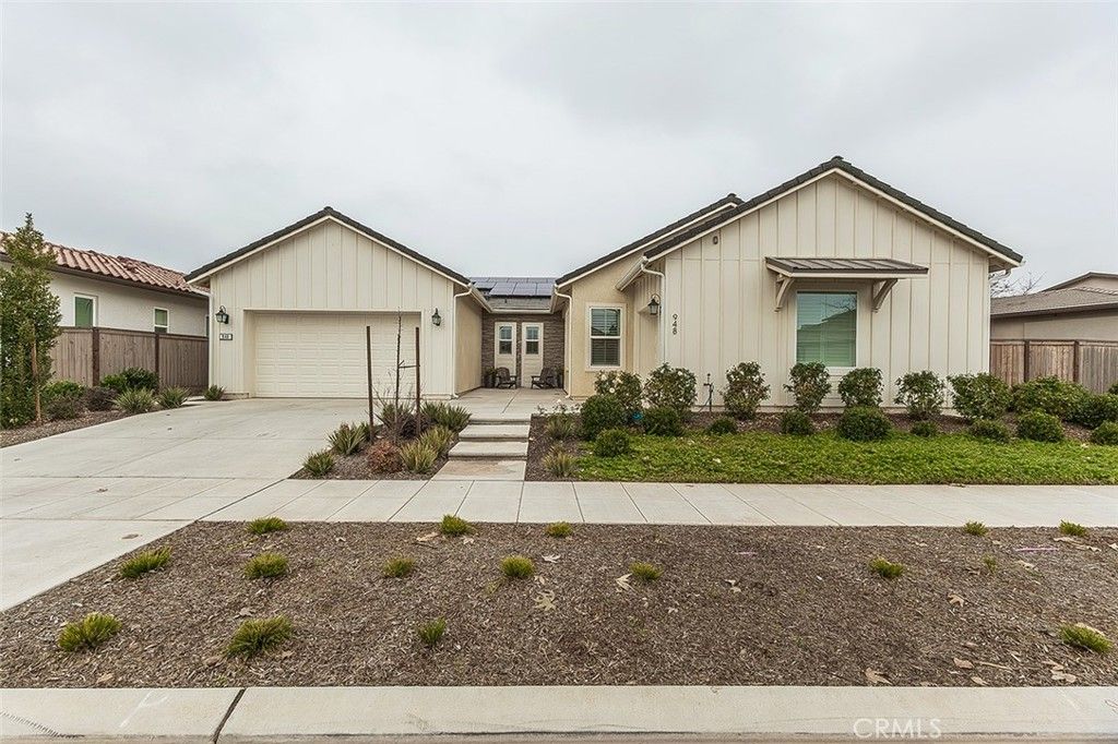 Photo of 948 Beaver Pond, Madera, CA 93636 (MLS # FR26030943)