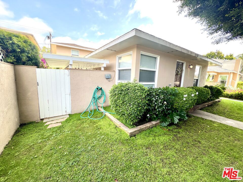 10964 Culver Boulevard
