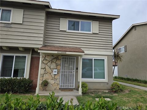Photo of 12816 Sussex Circle, Garden Grove, CA 92840 (MLS # OC26110358)