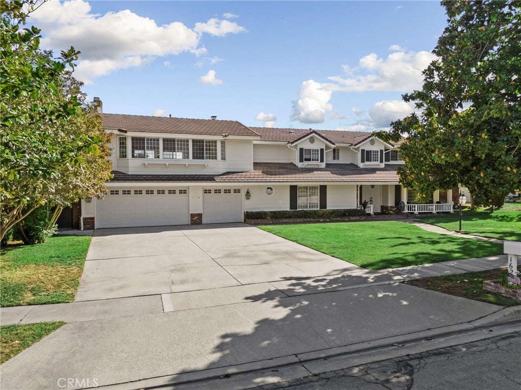 162 W Buffington