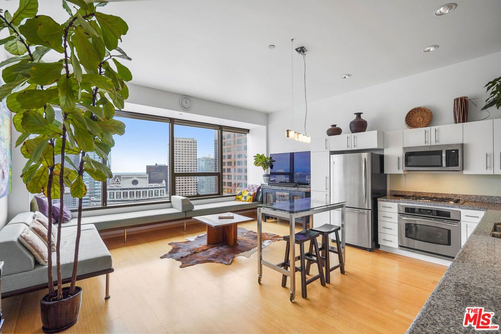 Photo of 1100 Wilshire Boulevard #2610, Los Angeles, CA 90017 (MLS # 26639429)