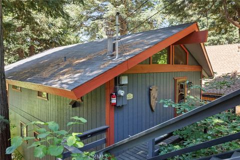 Photo of 760 Lake Drive, Lake Arrowhead, CA 92352 (MLS # IG25153558)