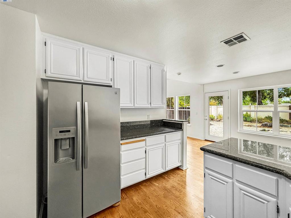 VESTRELLA - Residential