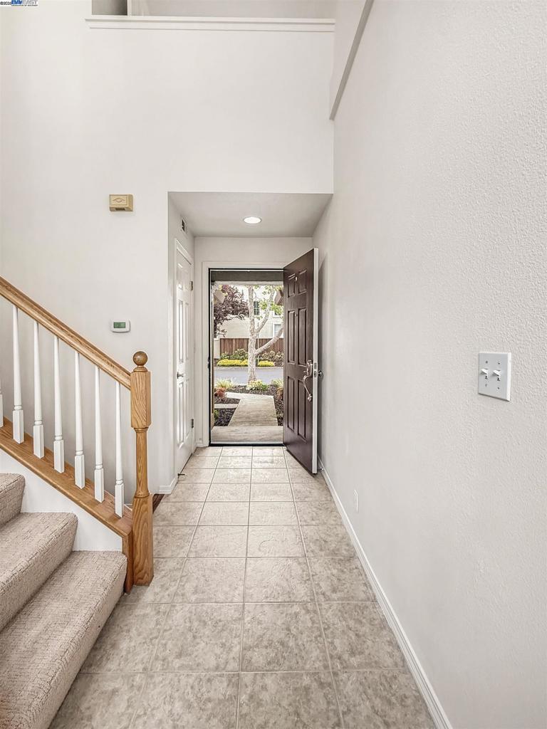 VESTRELLA - Residential