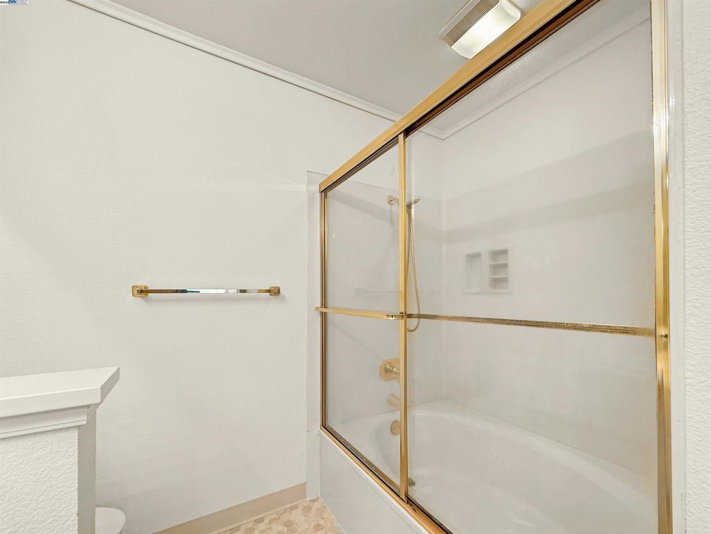 VESTRELLA - Residential