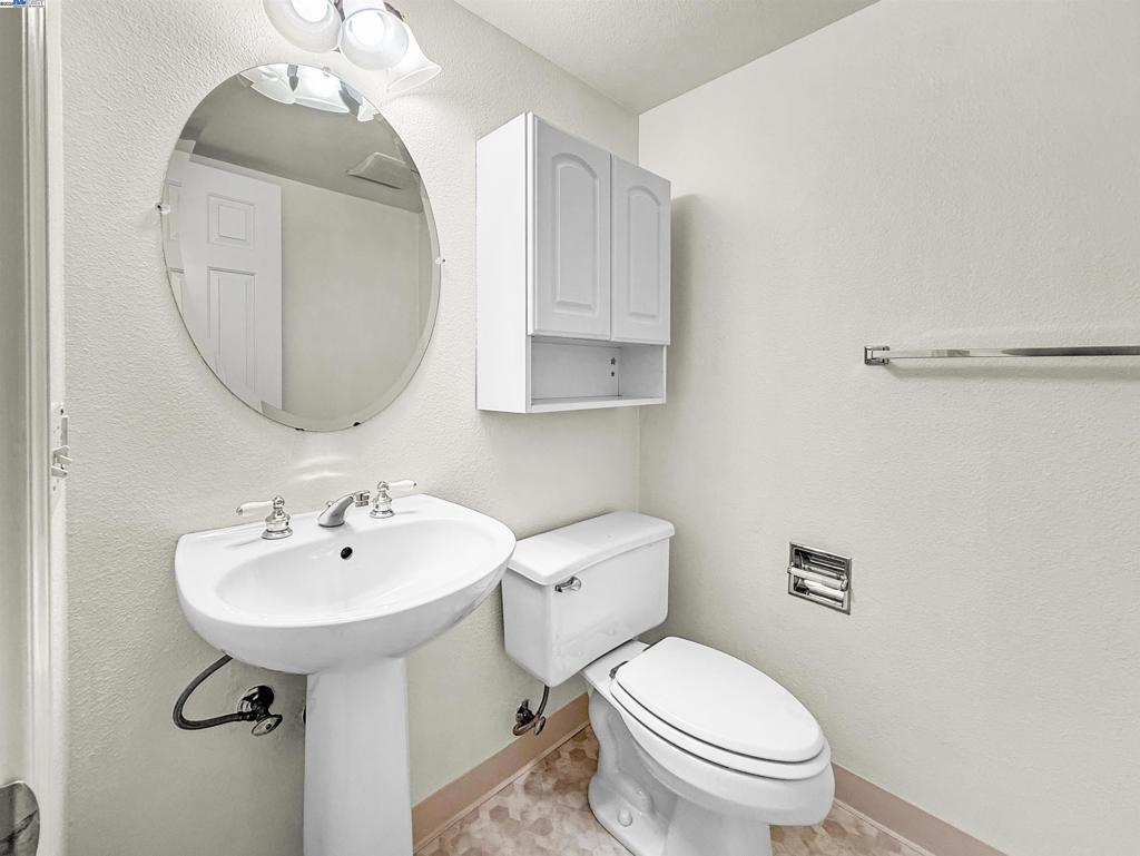 VESTRELLA - Residential