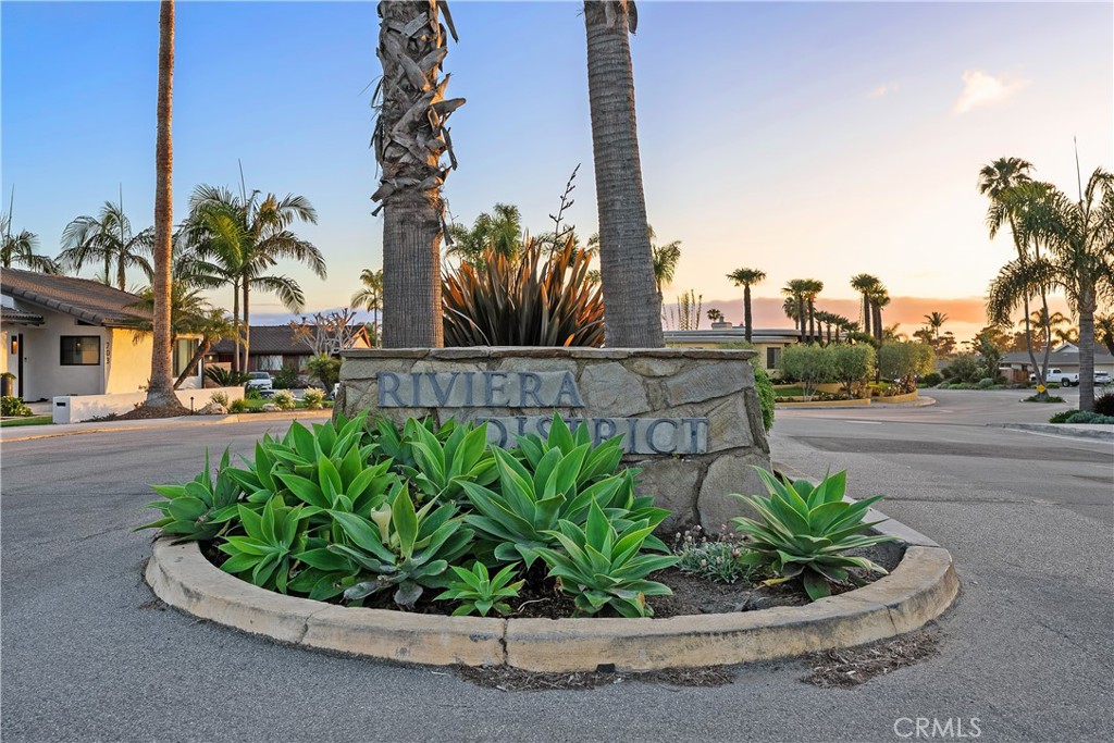 Riviera District (RD) - Residential