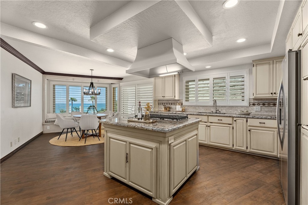 Riviera District (RD) - Residential