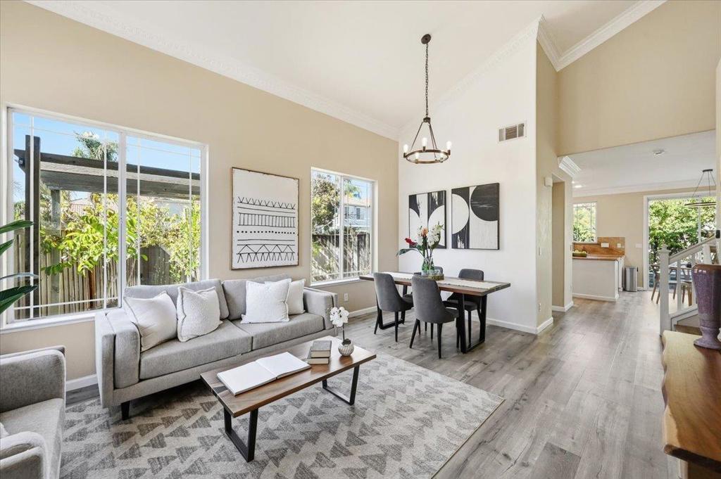 34637 Arroyo Drive