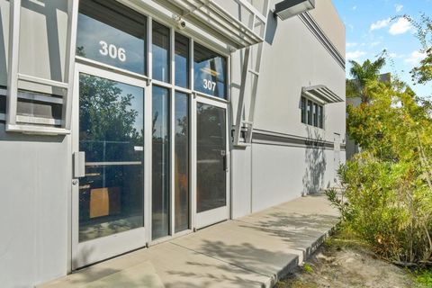 Photo of 861 Harold Place #307, Chula Vista, CA 91914 (MLS # PTP2508562)