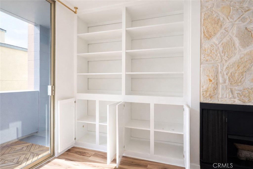 421 S La Fayette Park 404