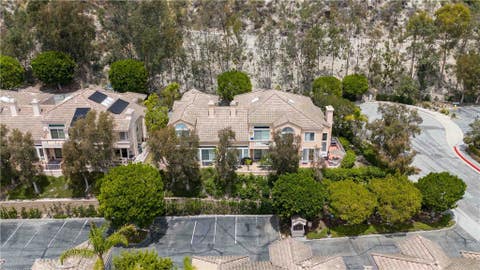 Photo of 1896 Caminito De La Narcissa, Glendale, CA 91208 (MLS # GD26135629)