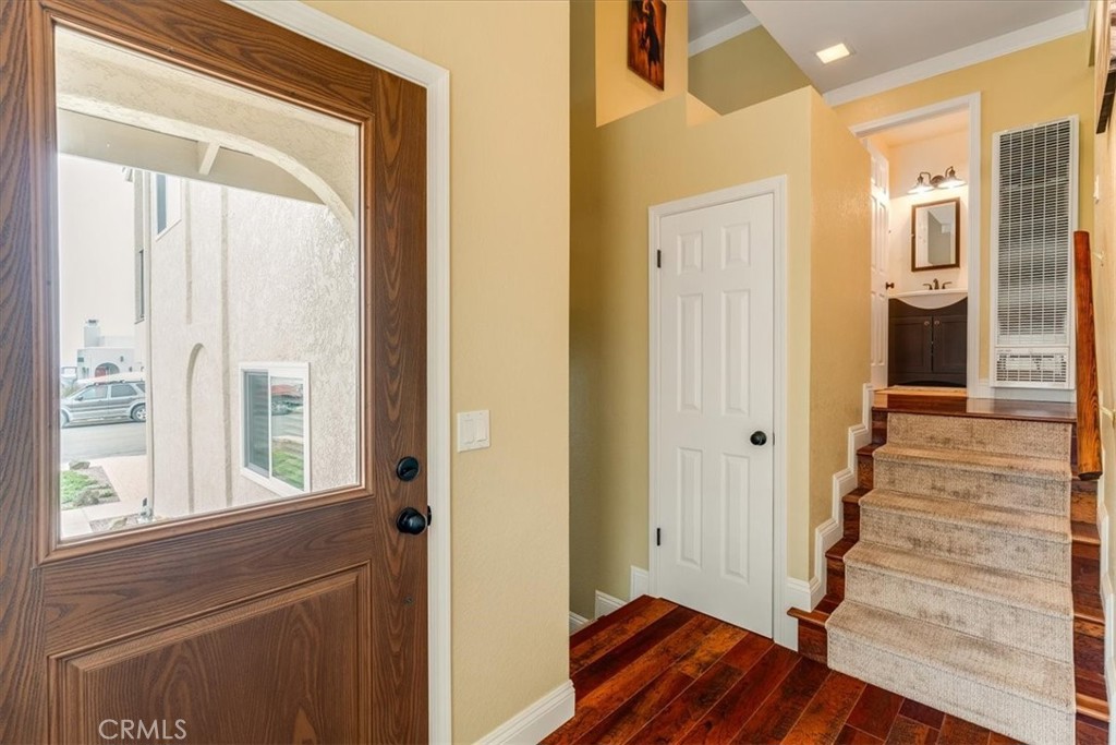 657 Vista Pacifica Circle