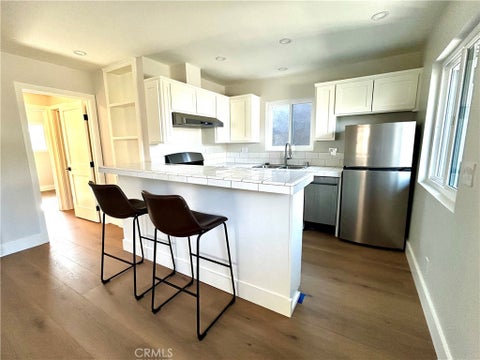 Photo of 602 Begonia AVE #B, Corona Del Mar, CA 92625 (MLS # OC26226886)