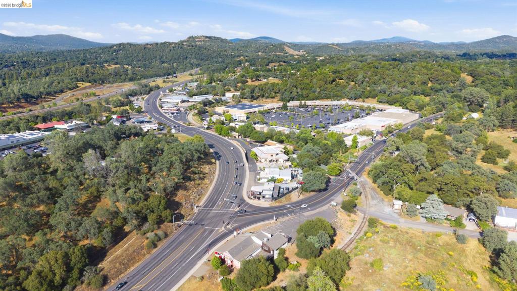 13613 Tuolumne Rd