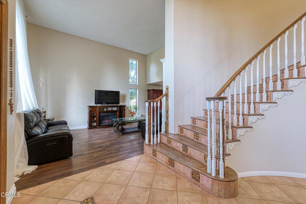 652 Stonebrook Street