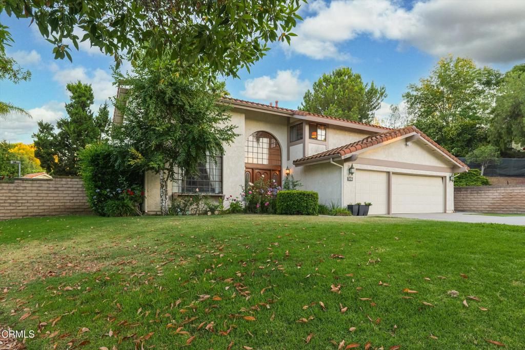 Photo of 652 Stonebrook Street, Simi Valley, CA 93065 (MLS # V1-31064)