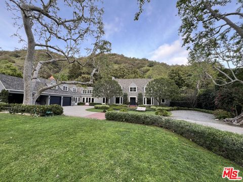 2600 Mandeville Canyon Road Los Angeles CA 90049