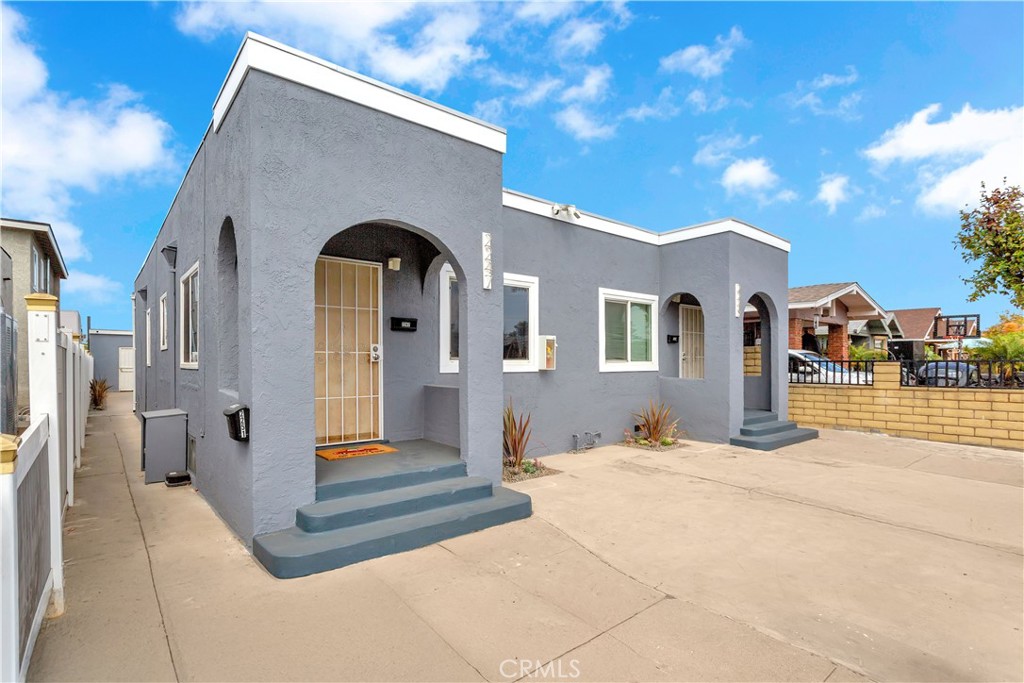 2247 Myrtle Avenue