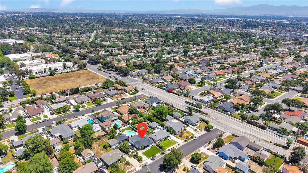 listing image 130721145754657631324
