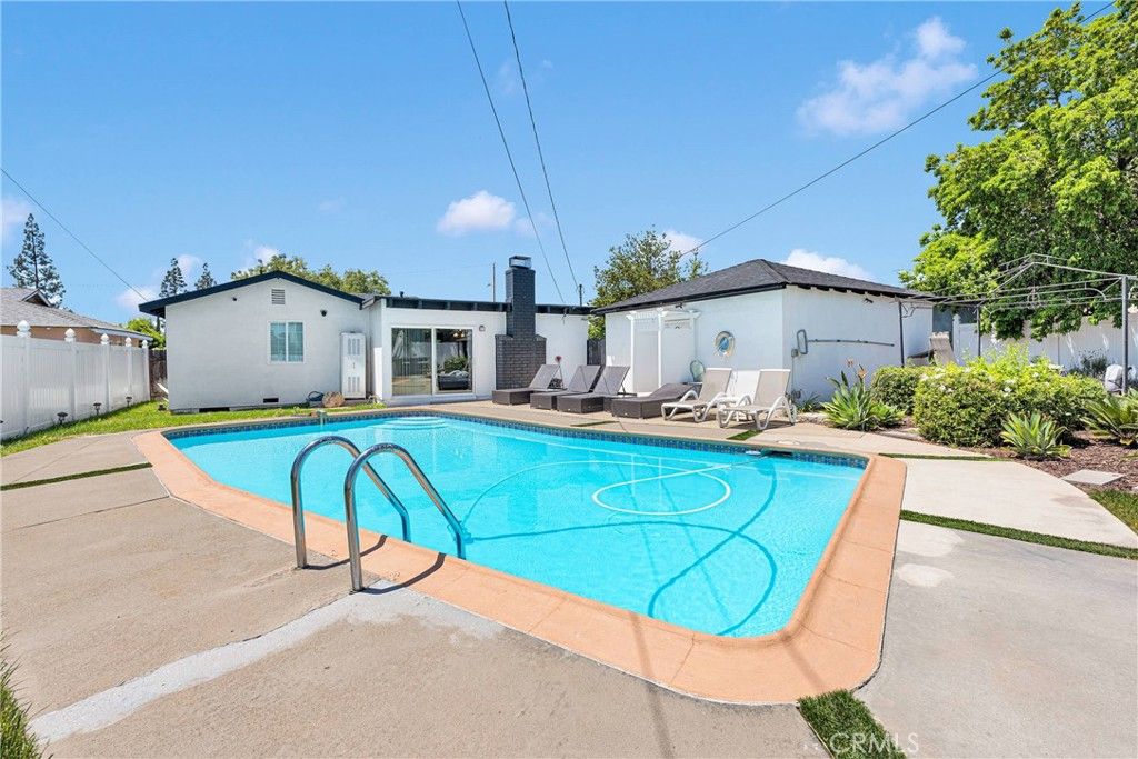 listing image 130721927797092107619