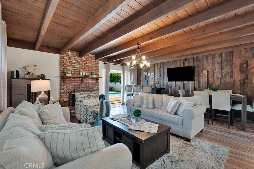 listing image 130725088335042275829
