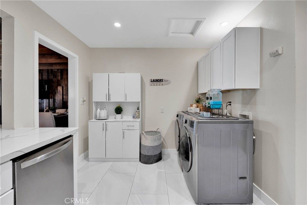 listing image 130728163313864505763