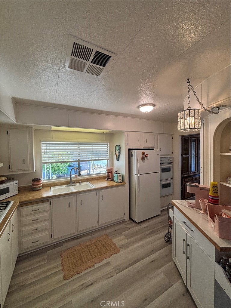 27601 Sun City Blvd 77