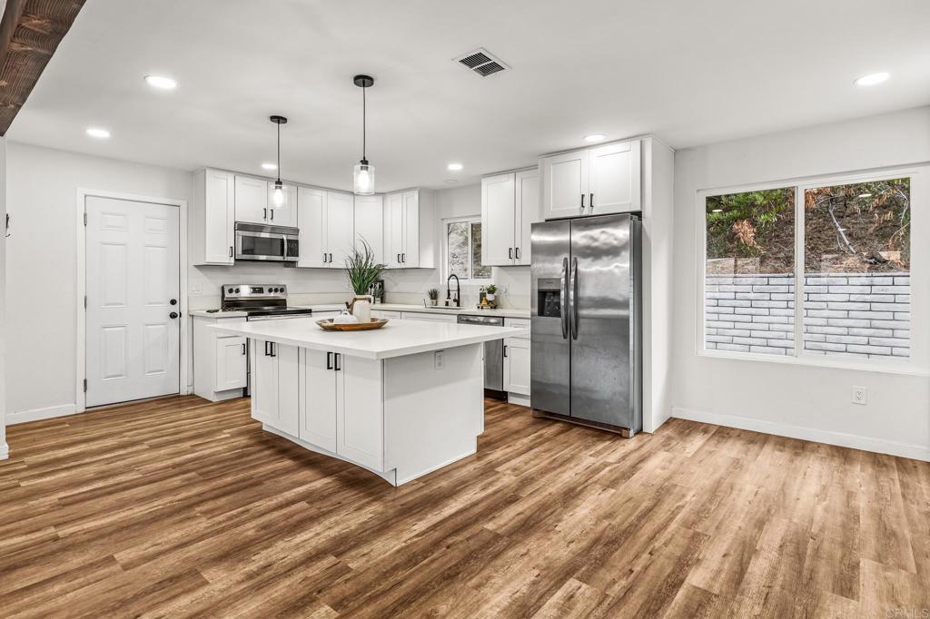 10906 Serena Lane