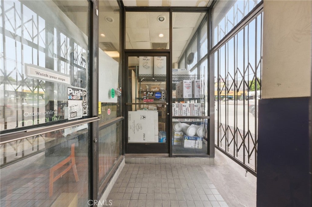 4808 Melrose Avenue