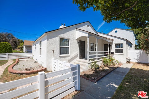 Photo of 6029 W 86th Place, Los Angeles, CA 90045 (MLS # 26873293)