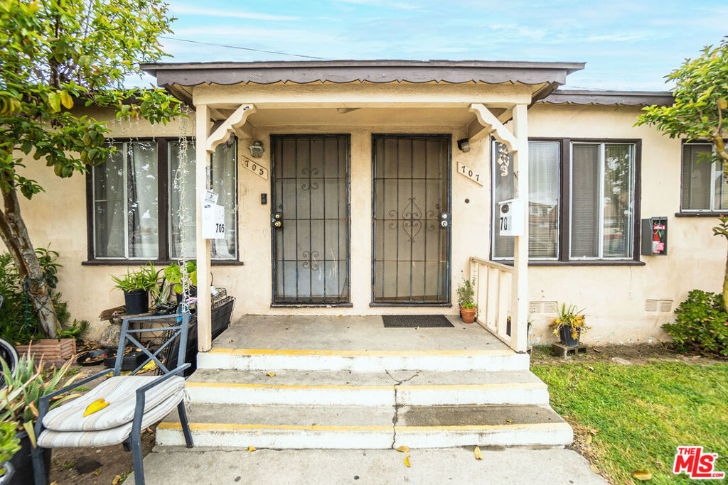 LOCATION ,LOCATION,LOCATION. Great Investment Opportunity in the City of Wilmington! This triplex is made up of Units consisting of 2 Bedrooms and 1 Bath for each. The Units are attached and each of them have their own separate Garage Areas and a laundry room accessible to all units. The Building is on a Corner Lot and it has a Very Spacious Driveway, Granting Easy Access to their garage and possible potential for an ADU. The Property is Located Close to Schools, Parks, and is in Close Proximity to Major Freeways. This is a Opportunity you don't want to Miss!