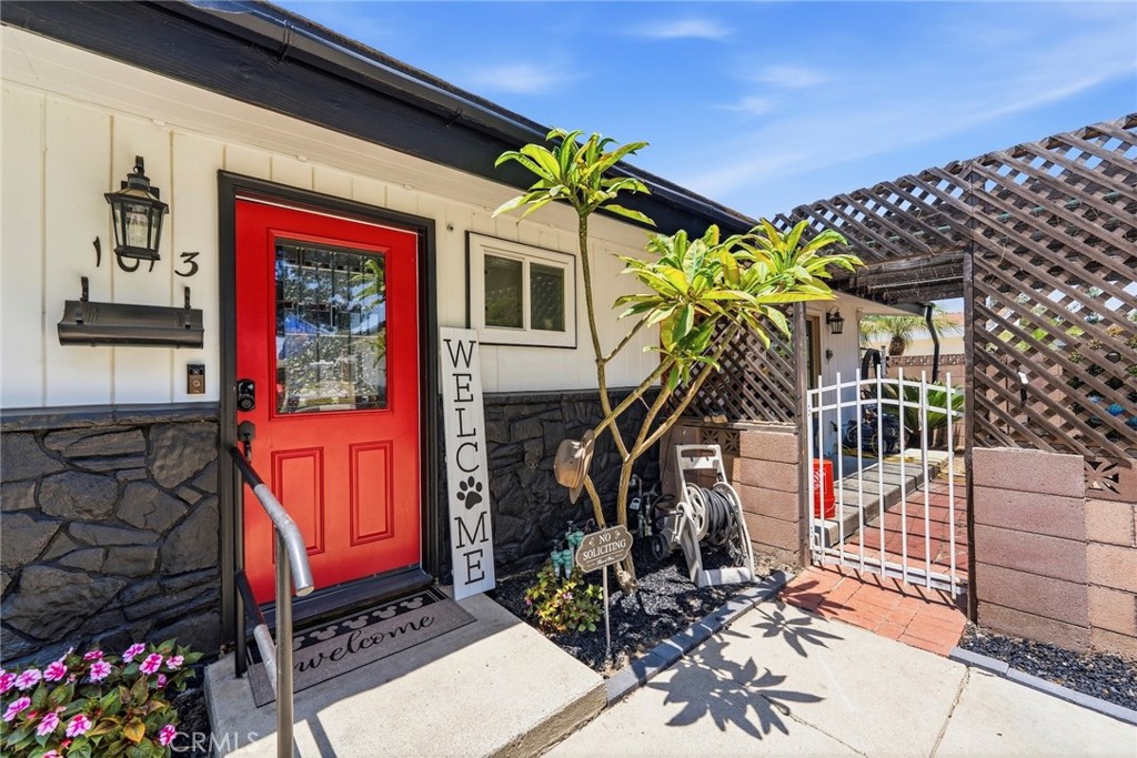 1013 N Lyman