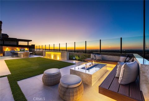 139 Oakstone Irvine CA 92618