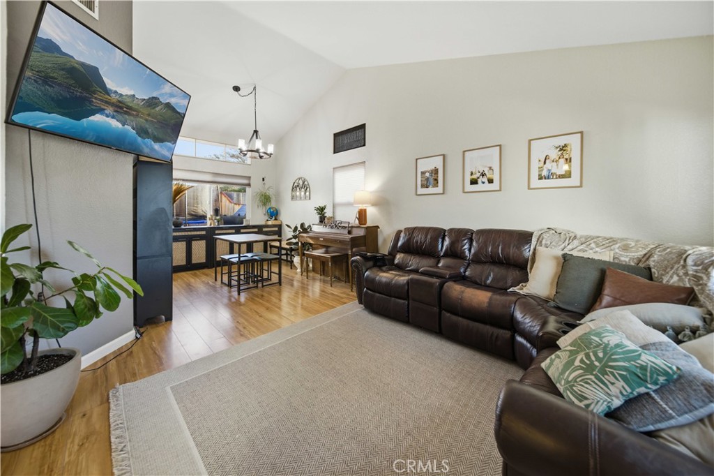 2758 Sandstone Court