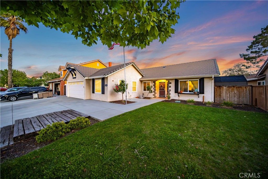 Photo of 2758 Sandstone Court, Palmdale, CA 93551 (MLS # SR26082068)