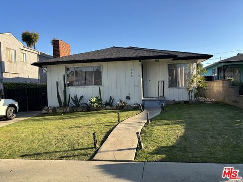 Photo of 366 E Hillsdale Street, Inglewood, CA 90302 (MLS # 26669417)